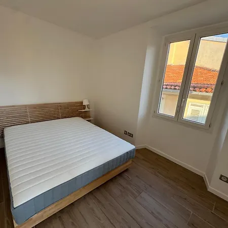Bel Au Calme Dans Le Vieux Appartement *